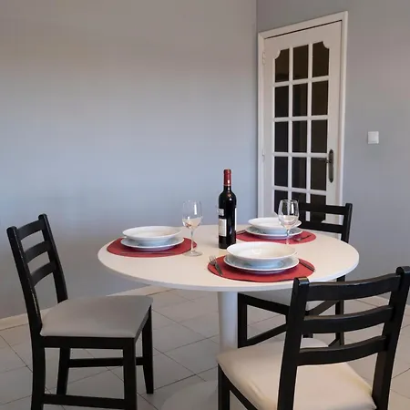 Apartment сomfortable And Free Garage Parking Porto