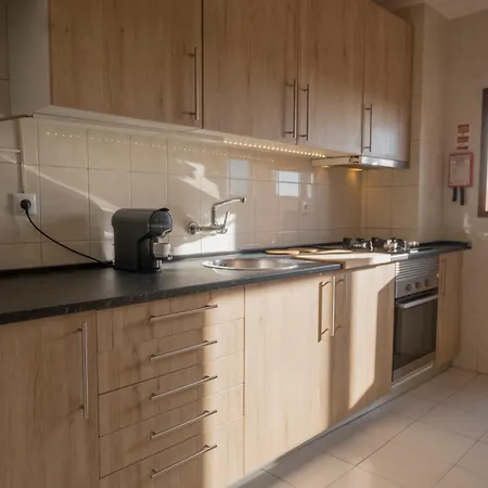 Apartment сomfortable And Free Garage Parking Porto