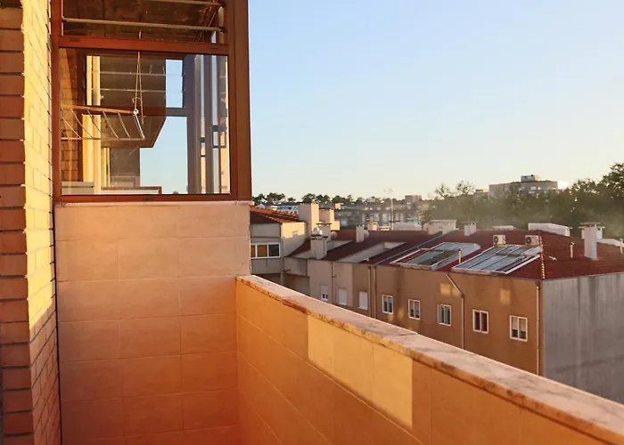 сomfortable Apartments&free Garage Parking 波尔图