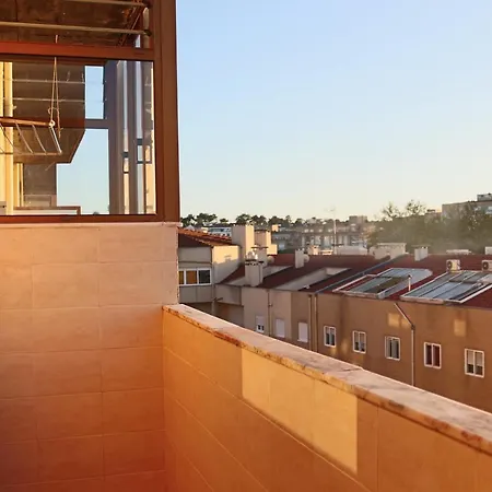 сomfortable And Free Garage Parking Porto