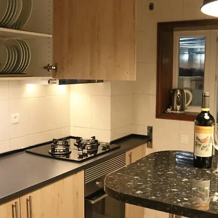 Apartman сomfortable And Free Garage Parking Porto